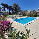 Casa Blanca, Biograd Na Moru
