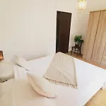 Casa Blanca, Biograd Na Moru