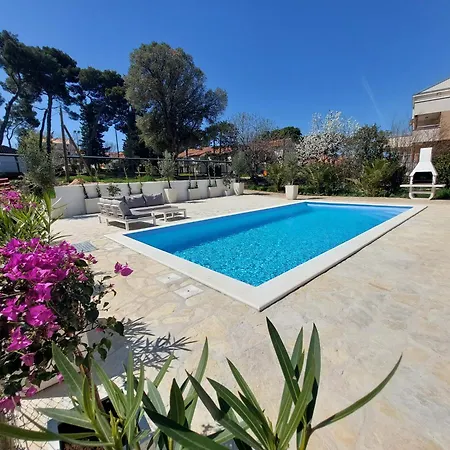 Апартаменты Casa Blanca, Биоград-на-Мору