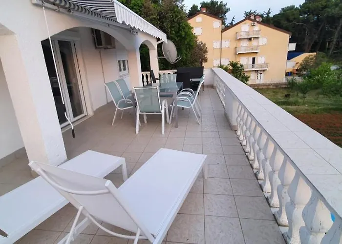 Апартаменты Casa Blanca, Биоград-на-Мору