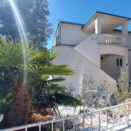 Casa Blanca, Apartman *