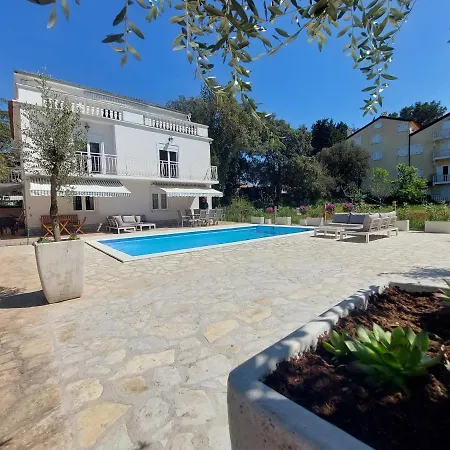 Casa Blanca, * Biograd Na Moru