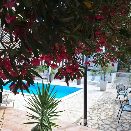 Casa Blanca, * Biograd Na Moru