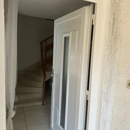 Casa Blanca, *