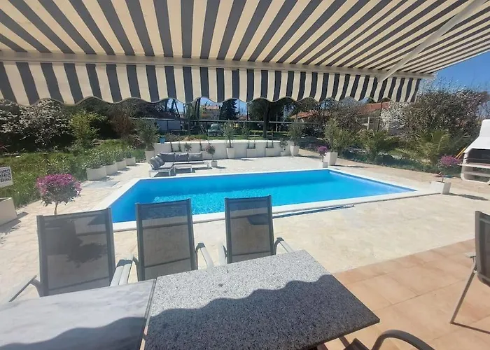 Casa Blanca, Apartman *